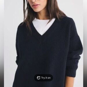 Abercrombie & Fitch Navy V-Neck Dad Sweater